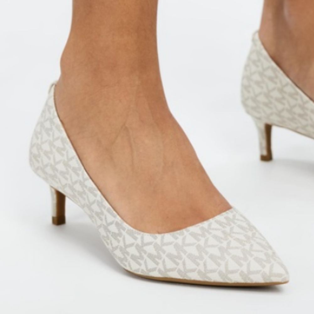 Michael Kors 🔥 NWT 🔥Alina Flex Kitten Pumps. Ivory Patterned Heels. Sz 9 - Picture 13 of 17